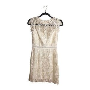 Minuet Petite Cream Lace Mini Dress Size Small NWT